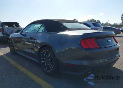 2020 Ford Mustang Ecoboost Premium z USA, uszkodzony, nr VIN 1FATP8UH8L5138728